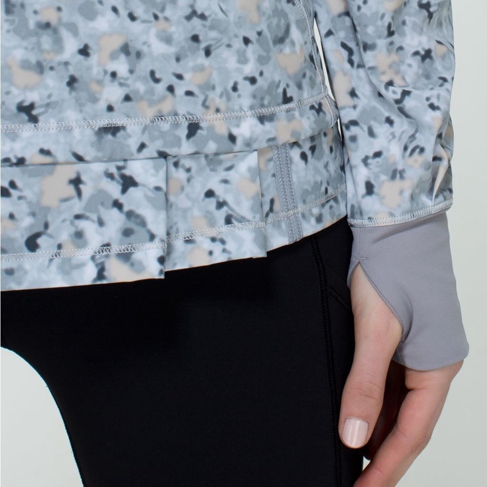 LULULEMON LIGHTENED UP PULLOVER SIZE 8 - Picture 8 of 11